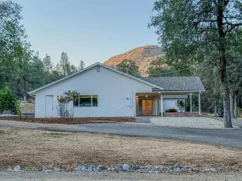 Exterior - 14150 Bear Mountain Rd, Redding, CA 96003 photo 8 of 23