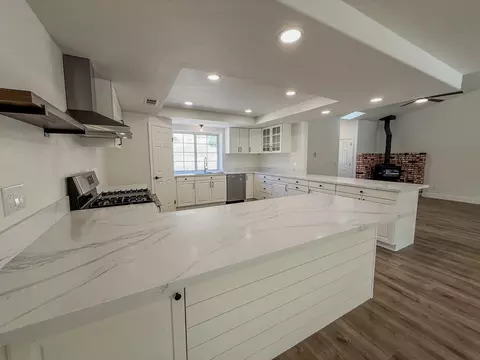 Kitchen - 14150 Bear Mountain Rd, Redding, CA 96003 photo 4 of 4