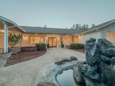 Exterior - 14150 Bear Mountain Rd, Redding, CA 96003 photo 2 of 23