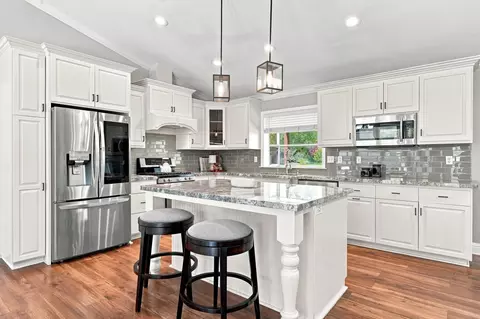 Kitchen - 11389 Rugby Hill Dr, Redding, CA 96003 photo 1 of 3