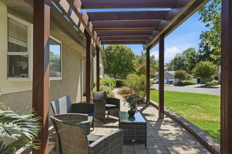 Exterior - 11389 Rugby Hill Dr, Redding, CA 96003 photo 5 of 10
