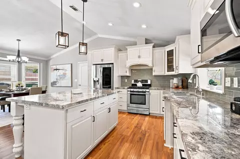 Kitchen - 11389 Rugby Hill Dr, Redding, CA 96003 photo 3 of 3