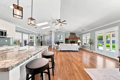 Kitchen - 11389 Rugby Hill Dr, Redding, CA 96003 photo 2 of 3