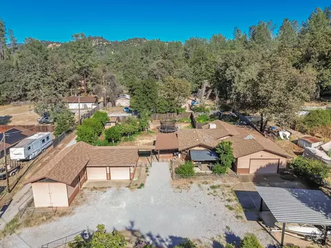 627 Eugene Ave, Shasta Lake, CA 96019