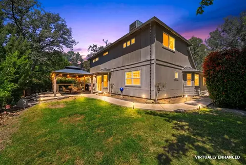 Exterior - 8090 Montgomery Cir, Redding, CA 96001 photo 6 of 12