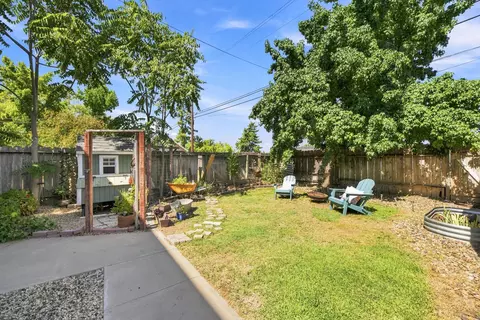 Exterior - 1138 Washington St, Red Bluff, CA 96080 photo 6 of 7
