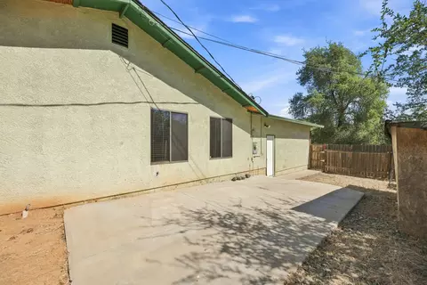 Exterior - 10618 Old Oregon Trl, Redding, CA 96003 photo 9 of 13