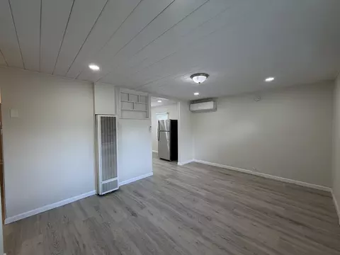 Living - 1064 Hawthorne Ave, Redding, CA 96002 photo 2 of 3