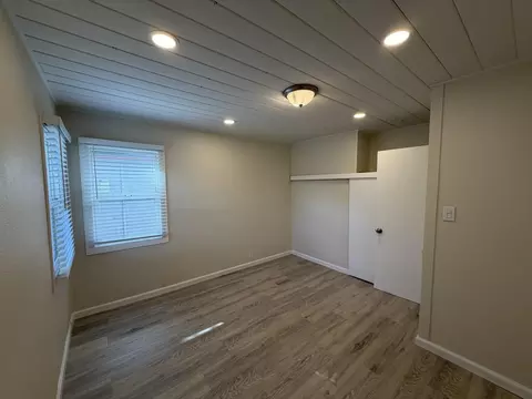 Bedroom - 1064 Hawthorne Ave, Redding, CA 96002 photo 3 of 3