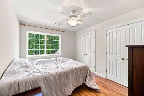 Bedroom - 2995 Goose Ranch Rd, Lewiston, CA 96052 photo 5 of 6