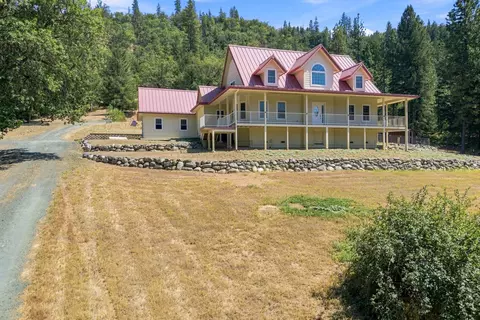 Exterior - 2995 Goose Ranch Rd, Lewiston, CA 96052 photo 17 of 24