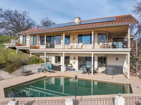 22560 Adobe Rd, Red Bluff, CA 96080