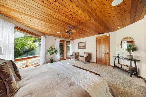 Bedroom - 22611 Adobe Rd, Red Bluff, CA 96080 photo 2 of 8