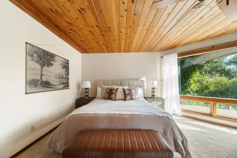 Bedroom - 22611 Adobe Rd, Red Bluff, CA 96080 photo 1 of 8