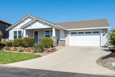 Exterior - 3886 Colby Trl, Redding, CA 96002 photo 2 of 7