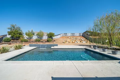 Exterior - 3886 Colby Trl, Redding, CA 96002 photo 6 of 7
