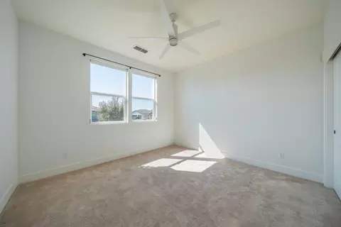 Bedroom - 3886 Colby Trl, Redding, CA 96002 photo 3 of 3