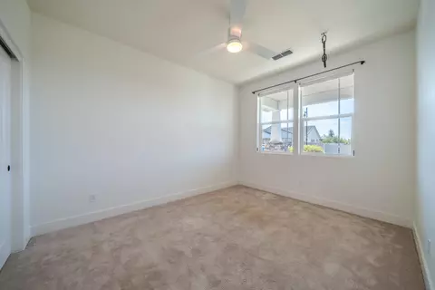 Bedroom - 3886 Colby Trl, Redding, CA 96002 photo 2 of 3