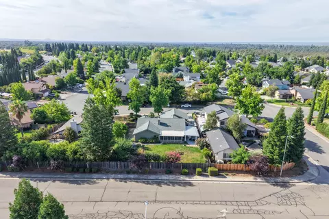 View/Area - 2238 Cilantro Dr, Redding, CA 96003 photo 5 of 5
