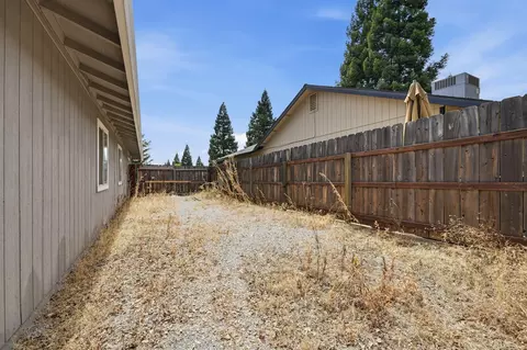 Exterior - 3307 Billings Dr, Redding, CA 96002 photo 7 of 7