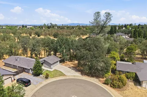 View/Area - 3307 Billings Dr, Redding, CA 96002 photo 4 of 7