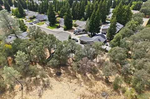 View/Area - 3307 Billings Dr, Redding, CA 96002 photo 3 of 7