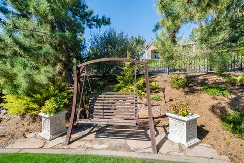 Exterior - 3183 Colombard Walk, Redding, CA 96001 photo 19 of 22