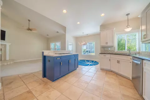 Kitchen - 3183 Colombard Walk, Redding, CA 96001 photo 6 of 6