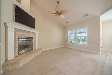 Living - 3183 Colombard Walk, Redding, CA 96001 photo 4 of 6