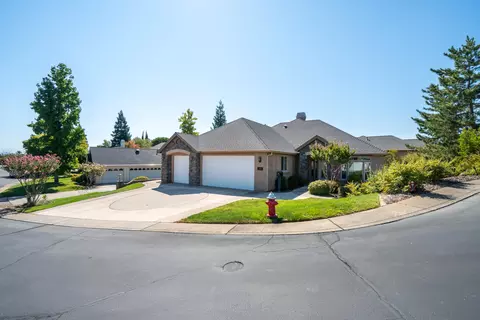 Exterior - 3183 Colombard Walk, Redding, CA 96001 photo 3 of 22
