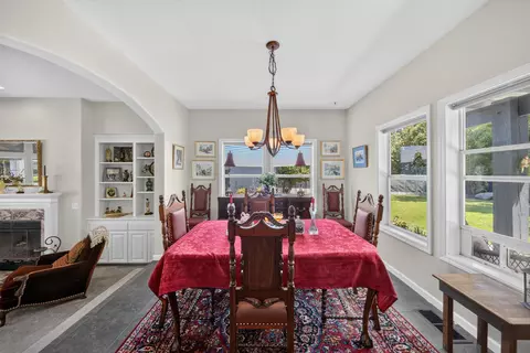Dining - 2359 El Vista St, Redding, CA 96002 photo 2 of 3