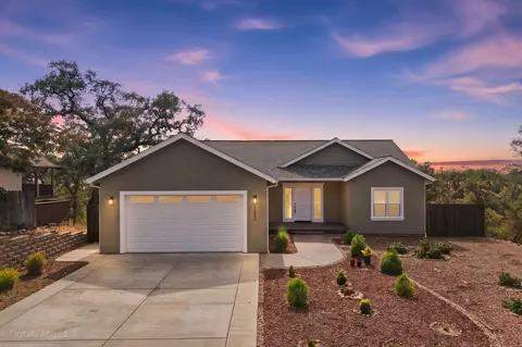 21833 Chimney Rock Dr, Cottonwood, CA 96022