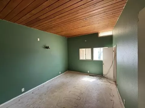 Bedroom - 20950 Heston Ln, Redding, CA 96003 photo 2 of 3