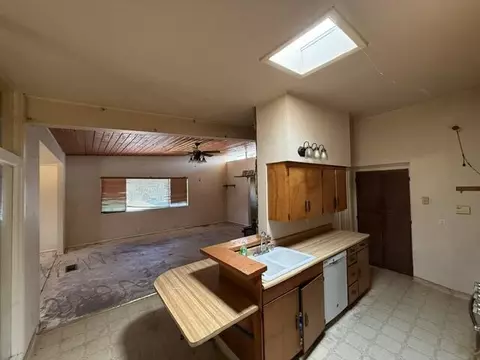 Kitchen - 20950 Heston Ln, Redding, CA 96003 photo 2 of 2