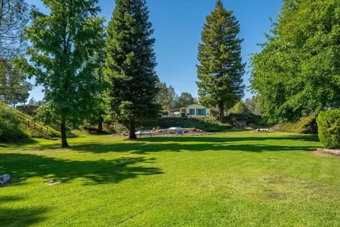 4884 Pecan, Redding, CA 96003 photo 30