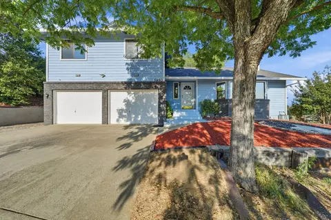 Exterior - 5950 Mountain View Dr, Redding, CA 96003 photo 2 of 12