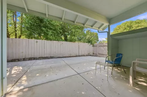 Exterior - 418 Yolla Bolly Trl, Redding, CA 96003 photo 4 of 9