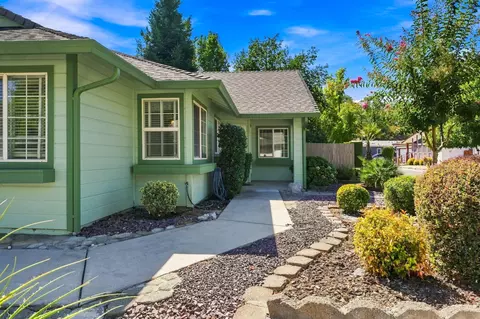 Exterior - 418 Yolla Bolly Trl, Redding, CA 96003 photo 2 of 9