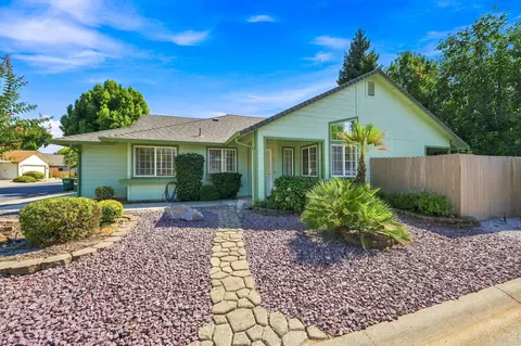Exterior - 418 Yolla Bolly Trl, Redding, CA 96003 photo 3 of 9