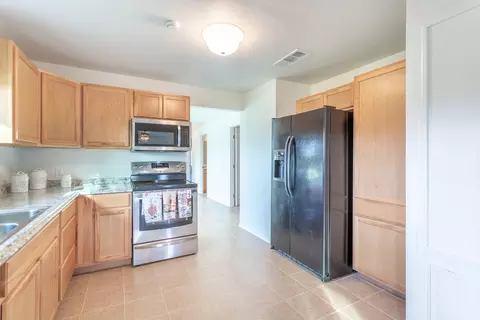 Kitchen - 20758 State Hwy 299 East E, Redding, CA 96003 photo 2 of 3