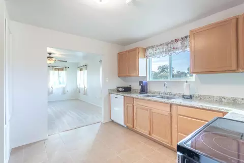Kitchen - 20758 State Hwy 299 East E, Redding, CA 96003 photo 3 of 3