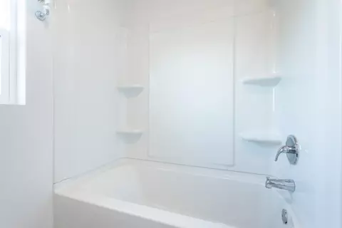 Bath - 20758 State Hwy 299 East E, Redding, CA 96003 photo 3 of 3