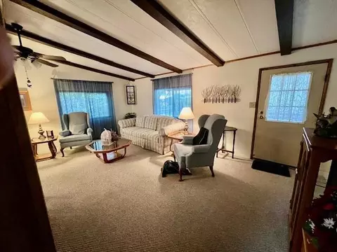 180 S Main St, Red Bluff, CA 96080 photo 3