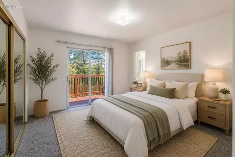 Bedroom - 5335 Stonethrow Ct, Redding, CA 96003 photo 1 of 6