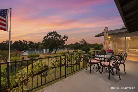 Exterior - 3090 Valentine Ln, Redding, CA 96001 photo 1 of 13