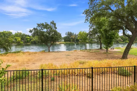 View/Area - 3090 Valentine Ln, Redding, CA 96001 photo 3 of 8