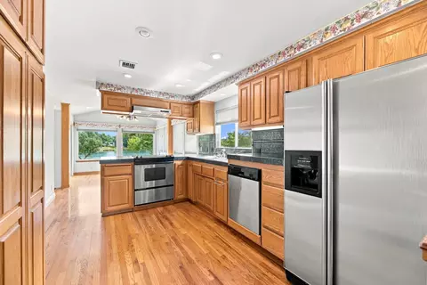 Kitchen - 3090 Valentine Ln, Redding, CA 96001 photo 1 of 2