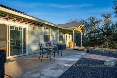 Exterior - 14815 Molluc Dr, Red Bluff, CA 96080 photo 10 of 13