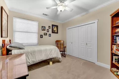 Bedroom - 14815 Molluc Dr, Red Bluff, CA 96080 photo 4 of 5