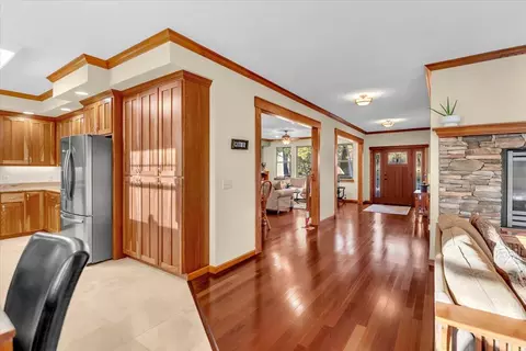 Entry Way - 14815 Molluc Dr, Red Bluff, CA 96080 photo 2 of 2